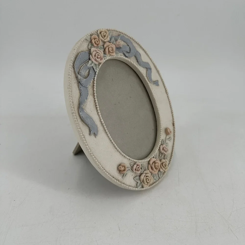Vintage Style Oval Resin Picture Frame Pink Roses Blue Ribbon Cottagecore Cream